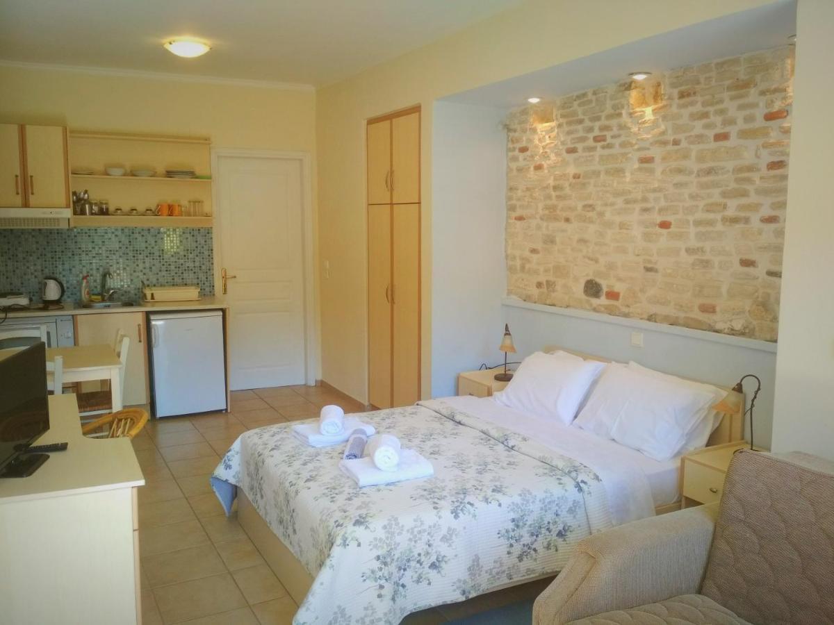 Rent Rooms Alexiou Limni  Экстерьер фото